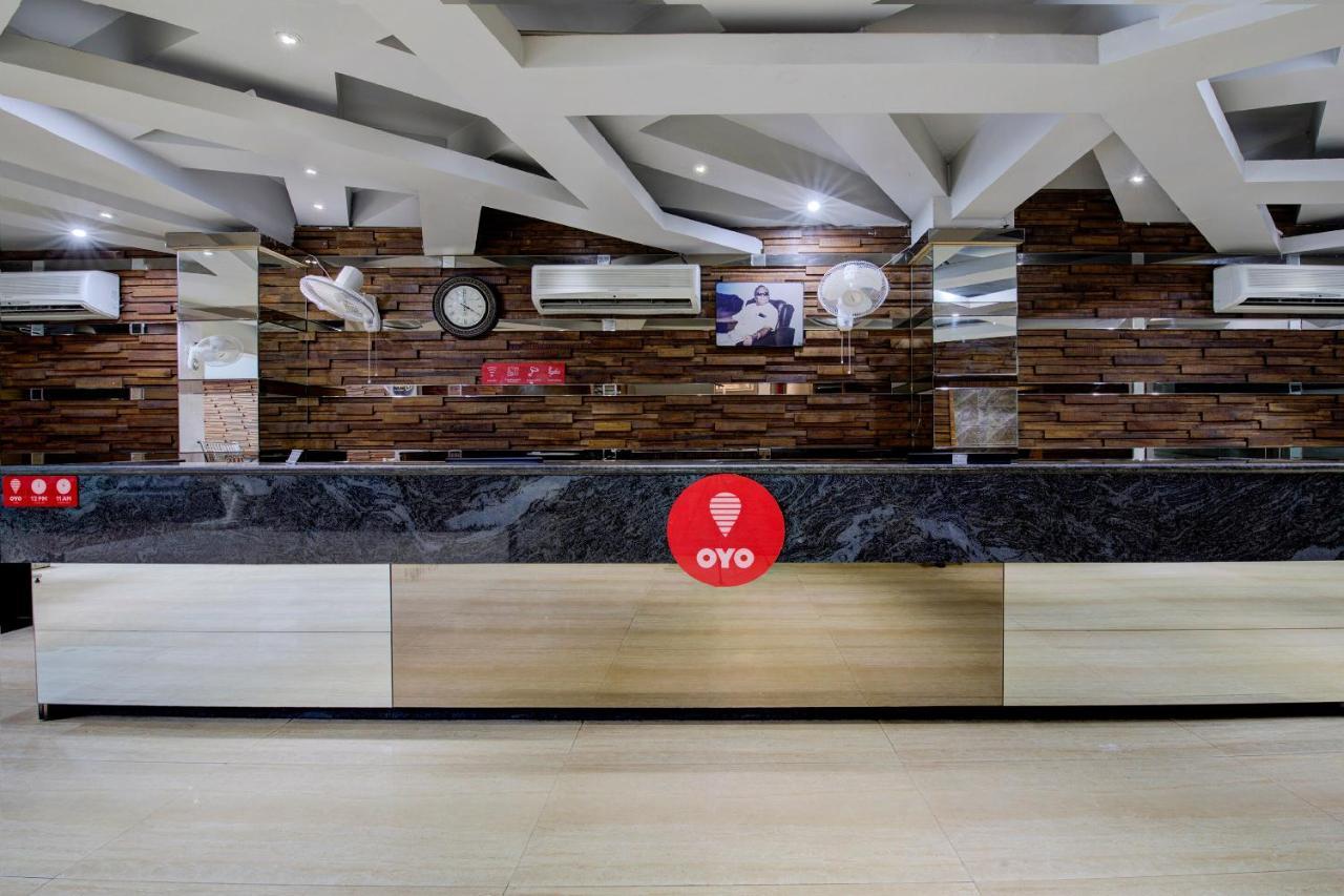 Oyo 1545 Hotel Shivani International 아흐메다바드 외부 사진