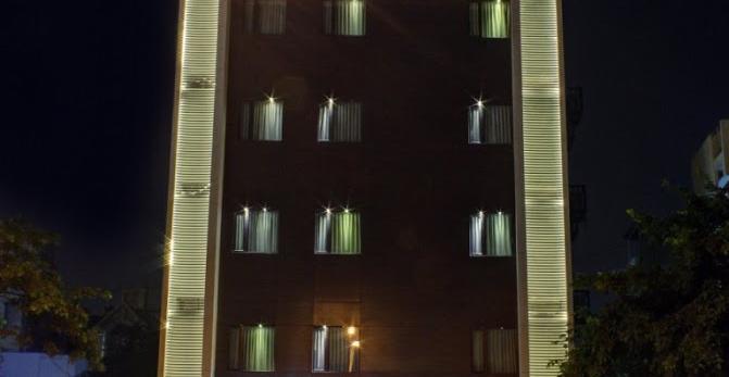 Oyo 1545 Hotel Shivani International 아흐메다바드 외부 사진